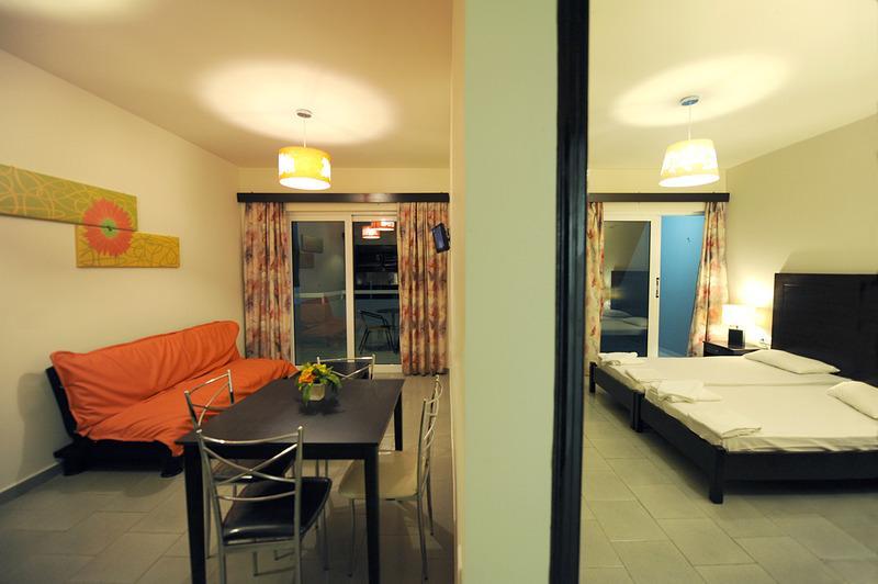 Ialysos City Hotel Bagian luar foto