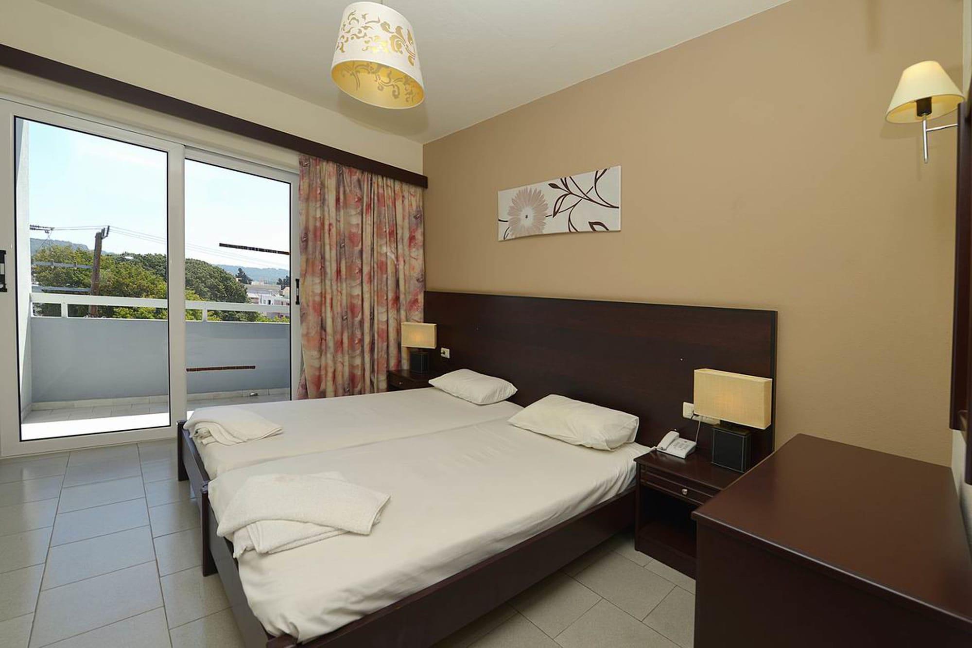 Ialysos City Hotel Bagian luar foto